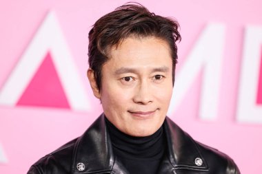 Lee Byung-hun arrives at the Los Angeles Premiere And Fan Event For Netflix's 'Squid Game' Season 2 held at the Los Angeles City College on December 12, 2024 in Los Angeles, California, United States.     clipart