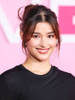 Liza Soberano, Netflix 'in' Squid Game 'sezonu için Los Angeles City College' da 12 Aralık 2024 'te Los Angeles, Kaliforniya, ABD' de düzenlenen Los Angeles Premiere And Fan Organent 'e geldi..  