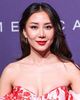 Angela Zhou, 14 Aralık 2024 'te Beverly Hilton Oteli' nde düzenlenen 22. Geleneksel Unutulmaz Asya Amerikan Ödülleri 'ne geliyor..