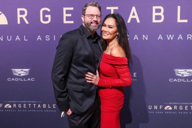 Paul Debevec ve Tia Carrere, 14 Aralık 2024 'te Beverly Hilton Hotel' de düzenlenen 22. Geleneksel Unutulmaz Asya Amerikan Ödülleri 'ne geldiler..