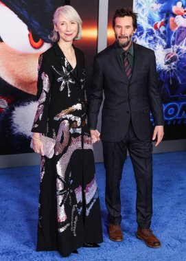 Alexandra Grant ve erkek arkadaşı Keanu Reeves, 16 Aralık 2024 'te Hollywood, Los Angeles, Kaliforniya, ABD' de bulunan TCL Çin Tiyatrosu IMAX 'te düzenlenen Paramount Pictures' ın Sonic The Hedgehog 3 filminin Los Angeles galasına geldiler.. 