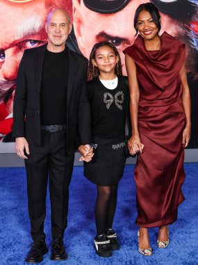 Brian Robbins and Tracy James arrive at the Los Angeles Premiere Of Paramount Pictures' 'Sonic The Hedgehog 3' held at the TCL Chinese Theatre IMAX on December 16, 2024 in Hollywood, Los Angeles, California, United States.  clipart