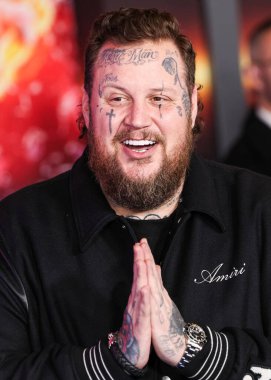 Jelly Roll (Jason Bradley DeFord) 16 Aralık 2024 'te Hollywood, Los Angeles, Kaliforniya, ABD' de bulunan TCL Çin Tiyatrosu IMAX 'te düzenlenen Paramount Pictures' ın Sonic The Hedgehog 3 'üne ulaşır.. 