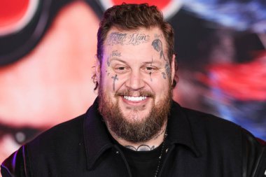 Jelly Roll (Jason Bradley DeFord) 16 Aralık 2024 'te Hollywood, Los Angeles, Kaliforniya, ABD' de bulunan TCL Çin Tiyatrosu IMAX 'te düzenlenen Paramount Pictures' ın Sonic The Hedgehog 3 'üne ulaşır.. 