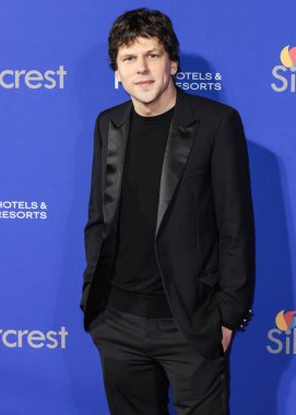 Jesse Eisenberg, 3 Ocak 2025 'te Palm Springs Kongre Merkezi' nde düzenlenen 36. Palm Springs Uluslararası Film Festivali Ödülleri 'ne geldi..