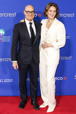 Stanley Tucci ve Felicity Blunt, 3 Ocak 2025 'te Palm Springs Kongre Merkezi' nde düzenlenen 36. Palm Springs Uluslararası Film Festivali Ödülleri 'ne geldiler..