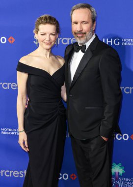 Tanya Lapointe ve Denis Villeneuve, 3 Ocak 2025 'te Palm Springs Kongre Merkezi' nde düzenlenen 36. Palm Springs Uluslararası Film Festivali Ödülleri 'ne geldiler..