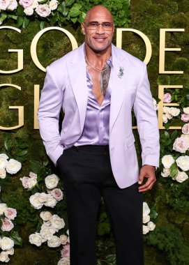 Dolce ve Gabanna giyen Dwayne Johnson, 5 Ocak 2025 'te Beverly Hilton Oteli' nde düzenlenen 82.. 