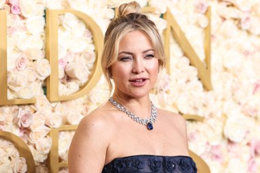 Carolina Herrera 'yı giyen Kate Hudson, 5 Ocak 2025' te Beverly Hilton Oteli 'nde düzenlenen 82.. 