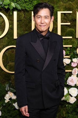 Gucci giyen Lee Jung-jae, 5 Ocak 2025 'te Beverly Hilton Oteli' nde düzenlenen 82.. 