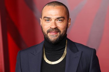 Jesse Williams, 1 Şubat 2025 'te Paramount Pictures Studios' ta düzenlenen 4. Geleneksel 15 Bağış Galası 'na geldi.. 