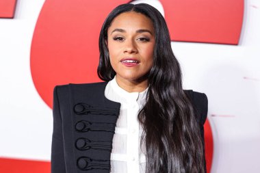 Ariana DeBose, Los Angeles Universal Pictures 'Love Hurts' ın galası için 3 Şubat 2025 'te Hollywood, Los Angeles, Kaliforniya, ABD' deki TCL Çin Tiyatrosu IMAX 'e geldi..                 