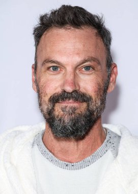 Brian Austin Green Los Angeles Magazine Sunar: 5 Şubat 2025 'te Abbey Food and Bar' da düzenlenen Los Angeles İtfaiye Teşkilatı yararına 'Hollywood Virgin' için Kitap Başlatma Partisi