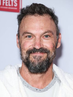 Brian Austin Green Los Angeles Magazine Sunar: 5 Şubat 2025 'te Abbey Food and Bar' da düzenlenen Los Angeles İtfaiye Teşkilatı yararına 'Hollywood Virgin' için Kitap Başlatma Partisi