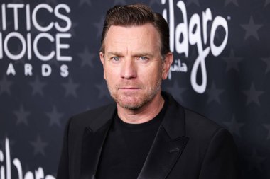 Celine giyen Ewan McGregor, 7 Şubat 2025 'te Santa Monica, Los Angeles, Kaliforniya, ABD' de düzenlenen The Barker Hangar 'da düzenlenen 30..