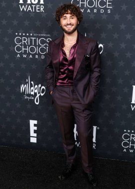 Gabriel LaBelle, 7 Şubat 2025 'te The Barker Hangar' da düzenlenen 30. Yıllık Eleştirmenler Seçimi Ödülleri 'ne geliyor..