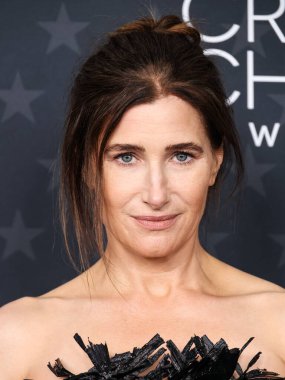 Kathryn Hahn, 7 Şubat 2025 'te Santa Monica, Los Angeles, Kaliforniya, ABD' de düzenlenen Barker Hangarı 'nda düzenlenen 30. Yıllık Eleştirmenler Seçimi Ödülleri' ne geliyor..