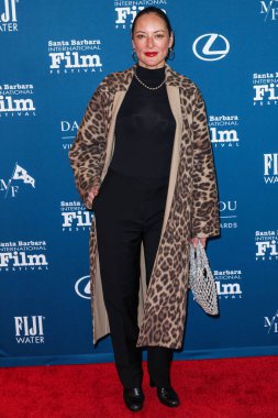 Lola Glaudini, Arlington Tiyatrosu 'nda düzenlenen 40. Santa Barbara Uluslararası Film Festivali sırasında 9 Şubat 2025' te ABD 'nin Kaliforniya eyaletinin Santa Barbara kentinde Virtuosos Ödülüne layık görüldü..