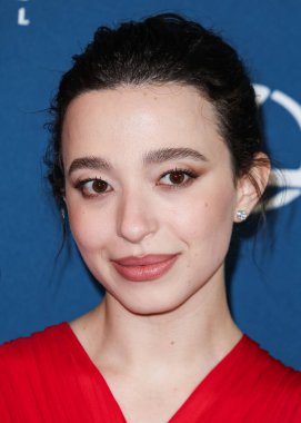 Mikey Madison, Arlington Tiyatrosu 'nda düzenlenen 40. Santa Barbara Uluslararası Film Festivali sırasında 9 Şubat 2025' te ABD 'nin Kaliforniya eyaletinin Santa Barbara kentinde Virtuosos Ödülüne layık görüldü..