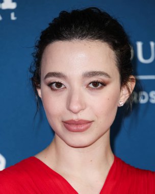 Mikey Madison, Arlington Tiyatrosu 'nda düzenlenen 40. Santa Barbara Uluslararası Film Festivali sırasında 9 Şubat 2025' te ABD 'nin Kaliforniya eyaletinin Santa Barbara kentinde Virtuosos Ödülüne layık görüldü..