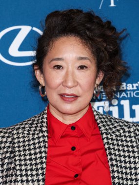 Sandra Oh, Arlington Tiyatrosu 'nda düzenlenen 40. Santa Barbara Uluslararası Film Festivali sırasında 9 Şubat 2025' te ABD 'nin Kaliforniya eyaletinin Santa Barbara şehrinde Virtuosos Ödülü' ne layık görüldü..