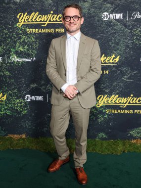 Elijah Wood, Paramount + With Showtime Orijinal Serisi 'YellowJackets' Sezon 3, 13 Şubat 2025 'te Amerika Yönetmenler Birliği (DGA) Tiyatro Kompleksi' nde düzenlenen Global Premiere of Paramount + With Showtime 'a geldi..