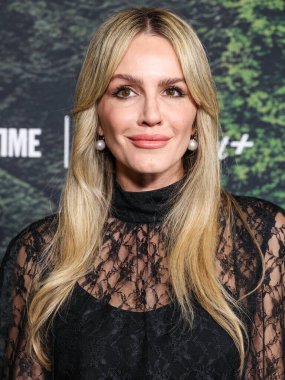 Monet Mazur, Paramount + With Showtime Orijinal Serisi 'YellowJackets' Sezon 3, 13 Şubat 2025 'te Amerika Yönetmenler Birliği (DGA) Tiyatro Kompleksi' nde düzenlenen Global Premiere Of Paramount + With Showtime 'a geldi..