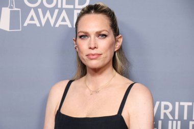 Erin Foster, 15 Şubat 2025 'te Beverly Hilton Hotel' de düzenlenen 77. geleneksel Yazarlar Derneği Los Angeles Töreni 2025 'e geliyor..