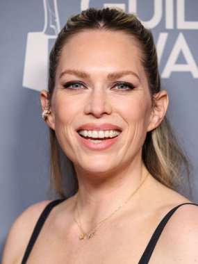 Erin Foster, 15 Şubat 2025 'te Beverly Hilton Hotel' de düzenlenen 77. geleneksel Yazarlar Derneği Los Angeles Töreni 2025 'e geliyor..