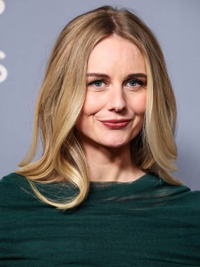 Justine Lupe, 15 Şubat 2025 'te Beverly Hilton Oteli' nde düzenlenen 77. geleneksel Yazarlar Derneği Los Angeles Ödül Töreni 'ne geliyor..