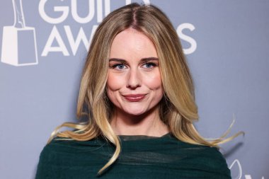 Justine Lupe, 15 Şubat 2025 'te Beverly Hilton Oteli' nde düzenlenen 77. geleneksel Yazarlar Derneği Los Angeles Ödül Töreni 'ne geliyor..