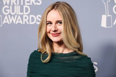 Justine Lupe, 15 Şubat 2025 'te Beverly Hilton Oteli' nde düzenlenen 77. geleneksel Yazarlar Derneği Los Angeles Ödül Töreni 'ne geliyor..