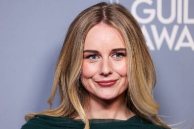 Justine Lupe, 15 Şubat 2025 'te Beverly Hilton Oteli' nde düzenlenen 77. geleneksel Yazarlar Derneği Los Angeles Ödül Töreni 'ne geliyor..