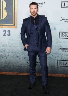 Jesse Kove, Paramount + Serisi 'nin 1923 sezonunun Los Angeles galasına 19 Şubat 2025' te Hollywood, Los Angeles, Kaliforniya, ABD 'deki Harmony Gold Tiyatrosu' nda katıldı..      