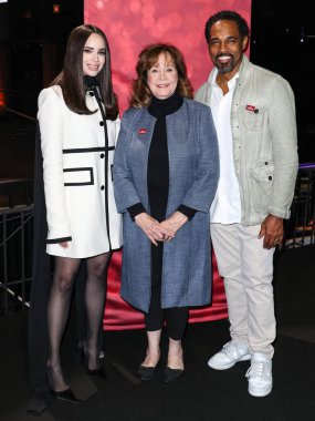 Sofya Carson, Cyd Wilson ve Jason Winston George, 20 Şubat 2025 tarihinde ABD 'nin Kaliforniya eyaletinin Los Angeles kentinde düzenlenen Shrine Oditoryum ve Fuar Salonu' nda düzenlenen 31.. 