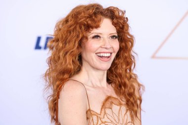 Natasha Lyonne bir Rochas elbisesi ve kemeri, Sergio Rossi botları ve Nikos Koulis mücevherleri ile 22 Şubat 2025 'te Santa Monica, Los Angeles, Kaliforniya' da düzenlenen 40.