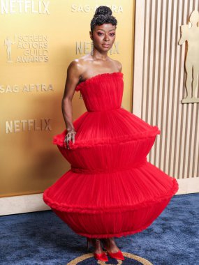 Louis Vuitton elbisesi ve Lagos mücevheri giyen Danielle Deadwyler, 23 Şubat 2025 'te Los Angeles, Kaliforniya, ABD' deki Shrine Auditorium ve Expo Hall 'da düzenlenen 31..     