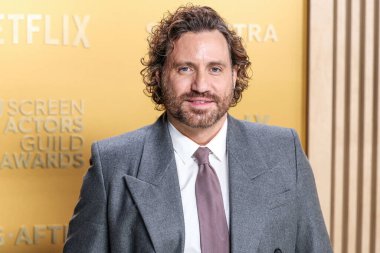 Saint Laurent 'i giyen Edgar Ramirez, 23 Şubat 2025' te ABD 'nin Kaliforniya eyaletinin Los Angeles kentinde düzenlenen Shrine Konser Salonu ve Fuar Salonu' nda düzenlenen 31..