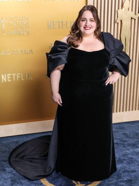 Özel yapım Marchesa Couture elbisesi giyen Jessica Gunning, 23 Şubat 2025 'te ABD' nin Kaliforniya eyaletinin Los Angeles kentindeki Shrine Konser Salonu 'nda düzenlenen 31..