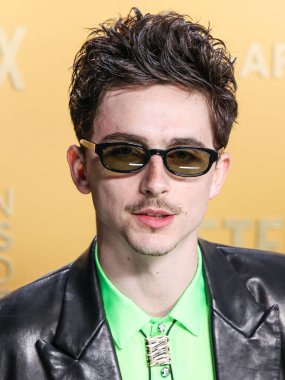 Timothee Chalamet tam bir Chrome Hearts bakışını takmış ve Cartier saati, 23 Şubat 2025 'te ABD' nin Kaliforniya eyaletinin Los Angeles kentindeki Shrine Oditoryum ve Fuar Salonu 'nda düzenlenen 31.. 