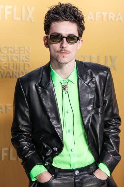 Timothee Chalamet tam bir Chrome Hearts bakışını takmış ve Cartier saati, 23 Şubat 2025 'te ABD' nin Kaliforniya eyaletinin Los Angeles kentindeki Shrine Oditoryum ve Fuar Salonu 'nda düzenlenen 31.. 