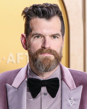Timothy Simons, 23 Şubat 2025 'te ABD' nin Kaliforniya eyaletinin Los Angeles kentindeki Shrine Konser Salonu ve Fuar Salonu 'nda düzenlenen 31.. 