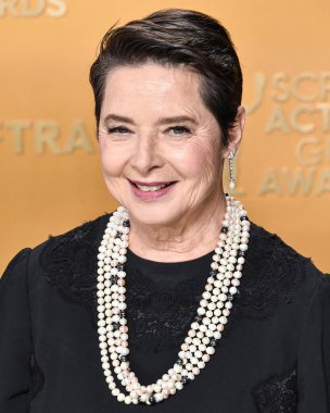 Isabella Rossellini, 23 Şubat 2025 'te ABD' nin Kaliforniya eyaletinin Los Angeles kentindeki Shrine Konser Salonu ve Fuar Salonu 'nda düzenlenen 31..