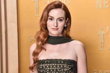 Elie Saab elbisesi ve Mikimoto mücevheri giyen Leighton Meester, 23 Şubat 2025 'te Los Angeles, Kaliforniya, ABD' deki Shrine Oditoryum ve Fuar Salonu 'nda düzenlenen 31..