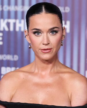 Coperni SS24 RTW ve Mara Paris mücevherlerini giyen Katy Perry, 13 Nisan 2024 'te Los Angeles, Kaliforniya, ABD' deki Akademi Sinema Müzesi 'nde düzenlenen 10.. 