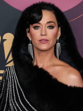 Katy Perry, Mavi Köken 'in Yeni Shepard roketiyle sadece kadınlardan oluşan mavi bir uçakla uzaya gidecek. HOLYWOOD, LOS ANGELES, CALIFORNIA, ABD - 02 Mart: Amerikalı şarkıcı, söz yazarı ve TV kişisi Katy Perry              