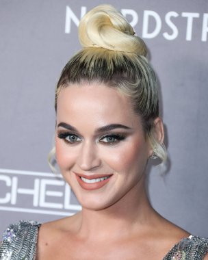 Katy Perry, Mavi Köken 'in Yeni Shepard roketiyle sadece kadınlardan oluşan mavi bir uçakla uzaya gidecek. CULVER ŞEHRİ, LOS ANGELES, CALIFORNIA, ABD - 9 Kasım: Amerikalı şarkıcı, söz yazarı ve TV kişisi Katy Perry        