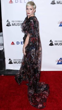 (Katy Perry, Mavi Köken 'in Yeni Shepard roketi ile sadece kadınlardan oluşan Mavi Köken uçuşu ile uzaya gidecek. LOS ANGELES, CALIFORNIA, ABD - Şubat 08: Amerikalı şarkıcı, söz yazarı ve TV kişisi Katy Perry 2019 MusiCare Person 'a geldi.