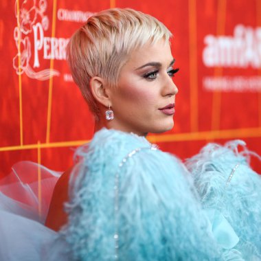 (FILE) Katy Perry to head to space on Blue Origin all-women flight on Blue Origin's New Shepard rocket. BEVERLY HILLS, LOS ANGELES, CALIFORNIA, USA - OCTOBER 18: American singer, songwriter, and TV personality Katy Perry clipart