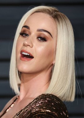 Katy Perry, Mavi Köken 'in Yeni Shepard roketiyle sadece kadınlardan oluşan mavi bir uçakla uzaya gidecek. BEVERLY HILLS, LOS ANGELES, CALIFORNIA, ABD - 26 Şubat: Amerikalı şarkıcı, söz yazarı ve TV kişisi Katy Perry 